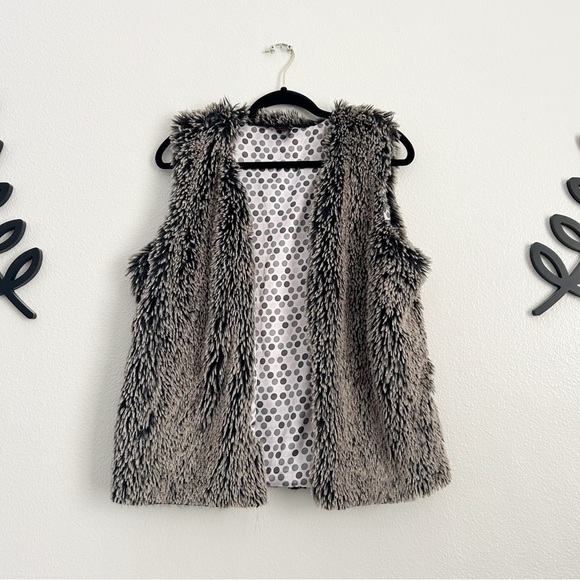 Ojai Faux Fur Vest | Size S - Picture 1 of 5